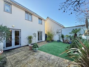 Photo 13- click for photo gallery